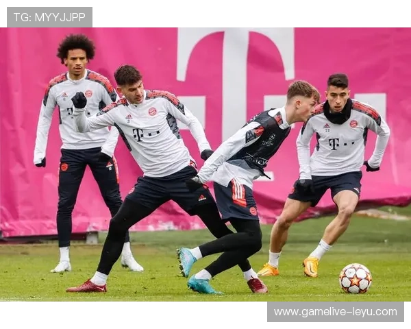 拜仁慕尼黑新赛季阵容曝光,目标直指欧洲冠军! 拜仁慕尼黑新赛季阵容曝光,目标直指欧洲冠军!